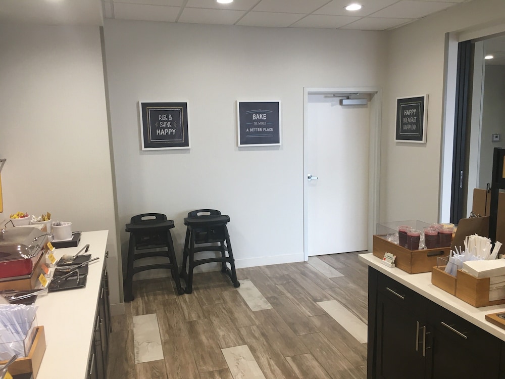 Hampton Inn McPherson - photo 55