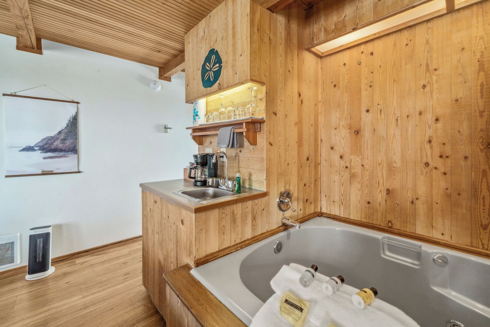 The Inn at Manzanita - photo 31