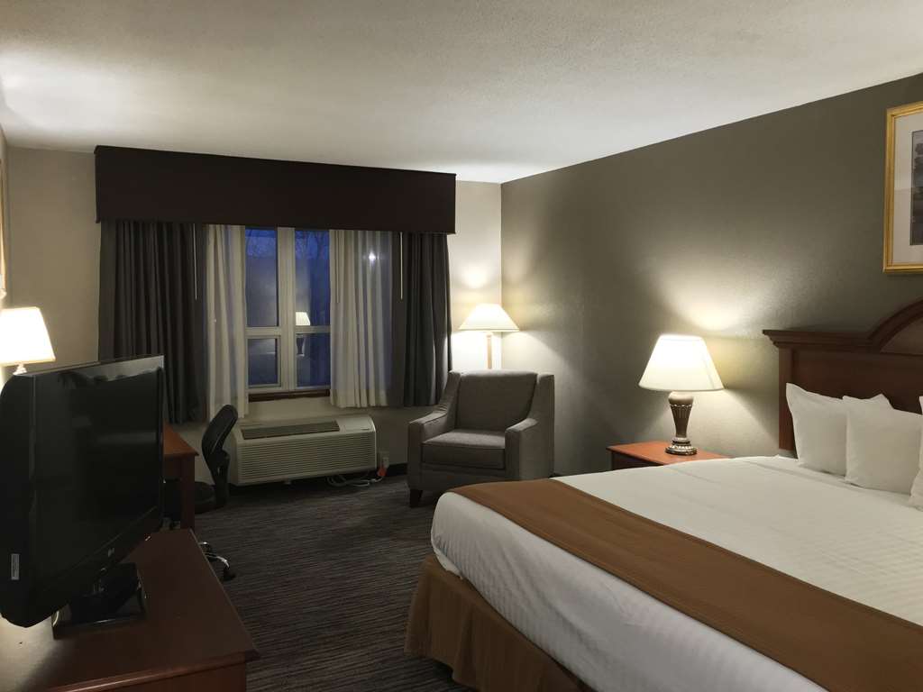Best Western Gateway Adirondack Inn - photo 10