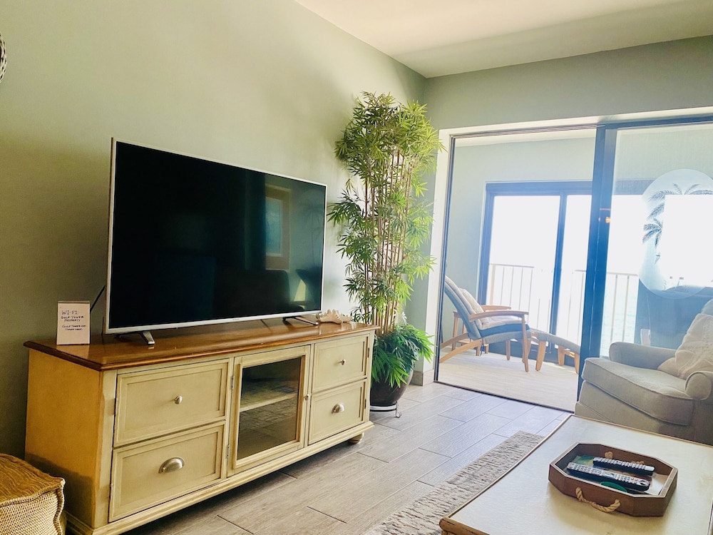 Gulf Tower 8b 2 Bedroom Condo by RedAwning - photo 15