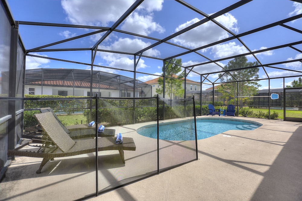 Breathe Easy at Solterra Resort by Shine Villas condo - photo 13