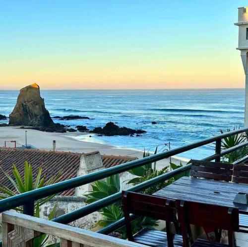 Apartamento Praia de Santa Cruz Casa Mar — 4-Star Luxury Hotel in Silveira, Portugal