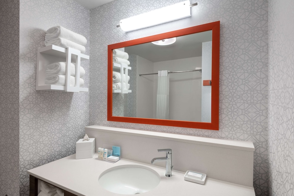 Hampton Inn & Suites Cody - photo 35