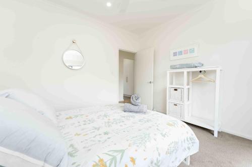 Boomer Beach Retreat Pet and Family Friendly — 4-Star Luxury Hotel in Port Elliot, Australia