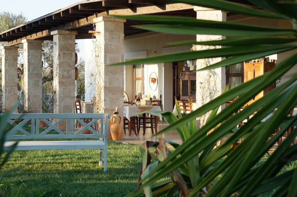 Agriturismo Calamate — 4-Star Luxury Hotel in Gallipoli, Italy