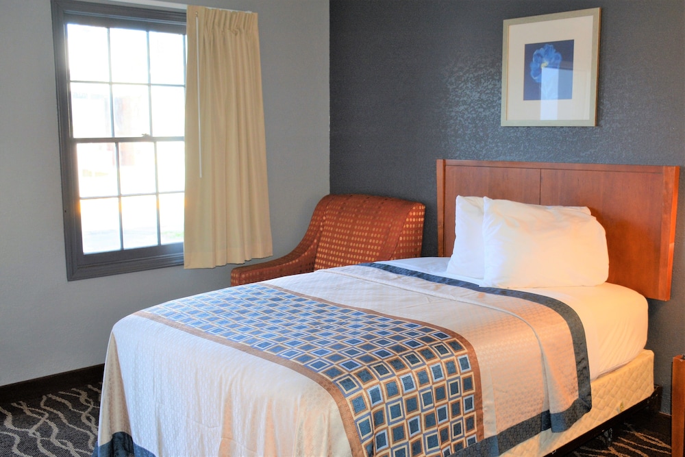 Travelodge by Wyndham Walterboro - photo 9
