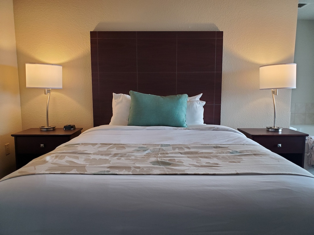 Cobblestone Suites Oshkosh - photo 7