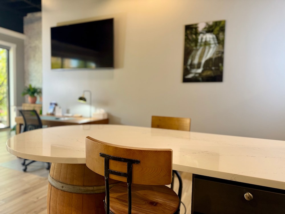The Benjamin Hotel - photo 8
