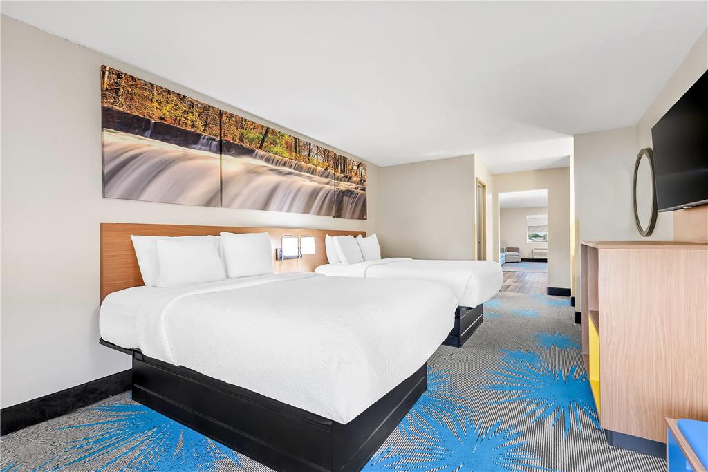 Days Inn by Wyndham Mitchell SD - photo 44