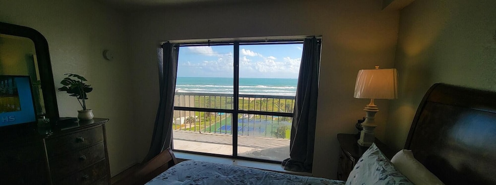 Saida Towers Iii 3101 3 Bedroom Condo by RedAwning - photo 16
