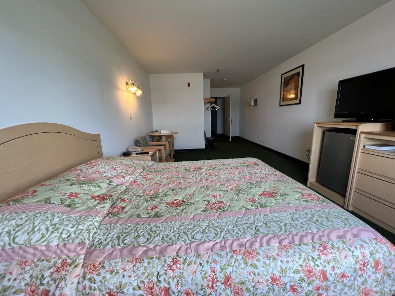 Red Bud Country Inn - photo 7