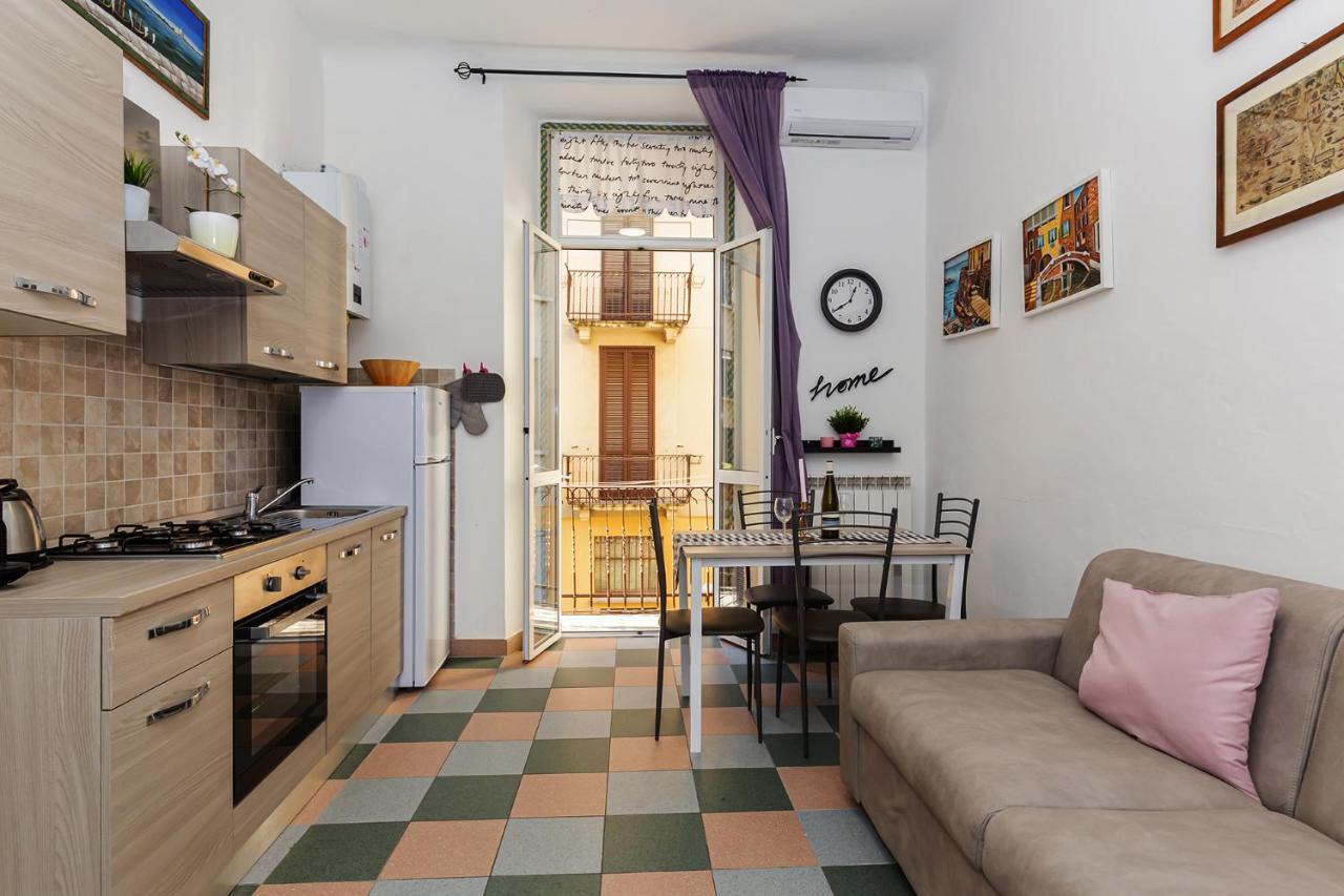 Design Apartment Milano City Center Duomo — 4-Star Luxury Hotel in Milan, Italy