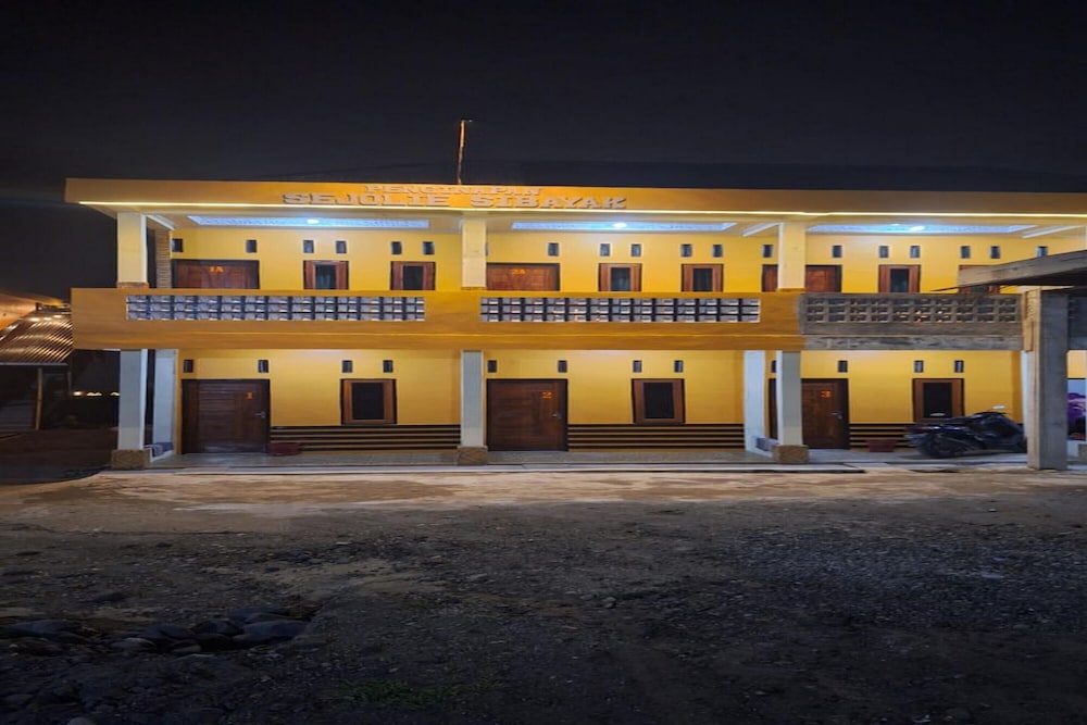 Hotel O Sejolie Sibayak in Berastagi, Indonesia