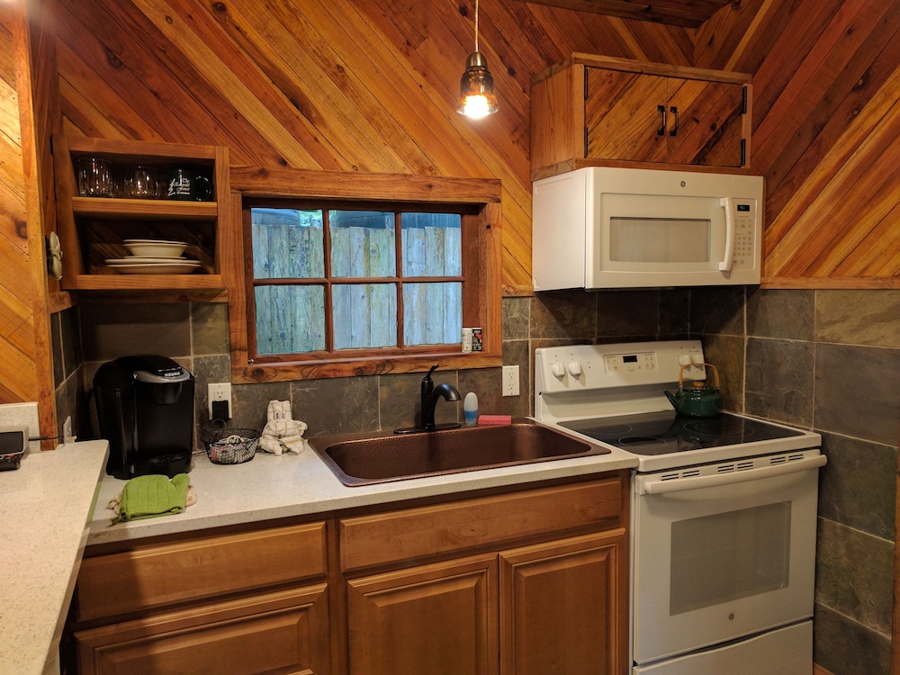 Emerald Forest Cabins - photo 42
