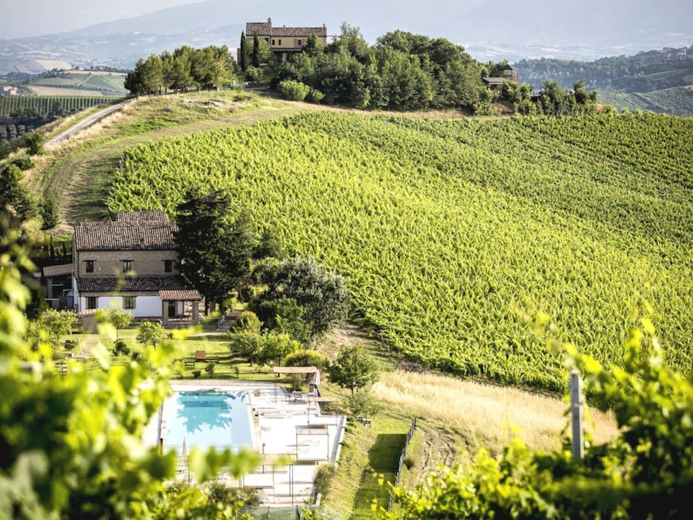 Apartment in Marche Near Sibillini Park — 4-Star Luxury Hotel in Ripatransone, Italy