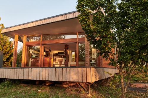 Életem Art Cabin — 4-Star Luxury Hotel in Esztergom, Hungary