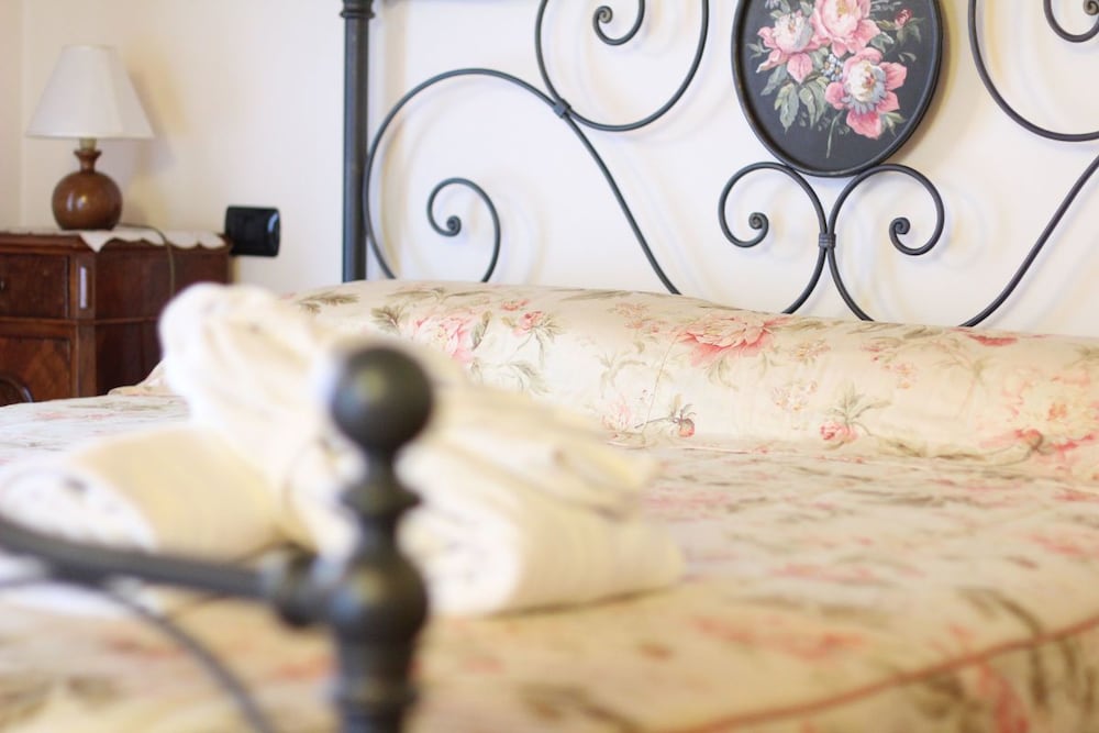 Agriturismo Al Credazzo — 4-Star Luxury Hotel in Farra Di Soligo, Italy