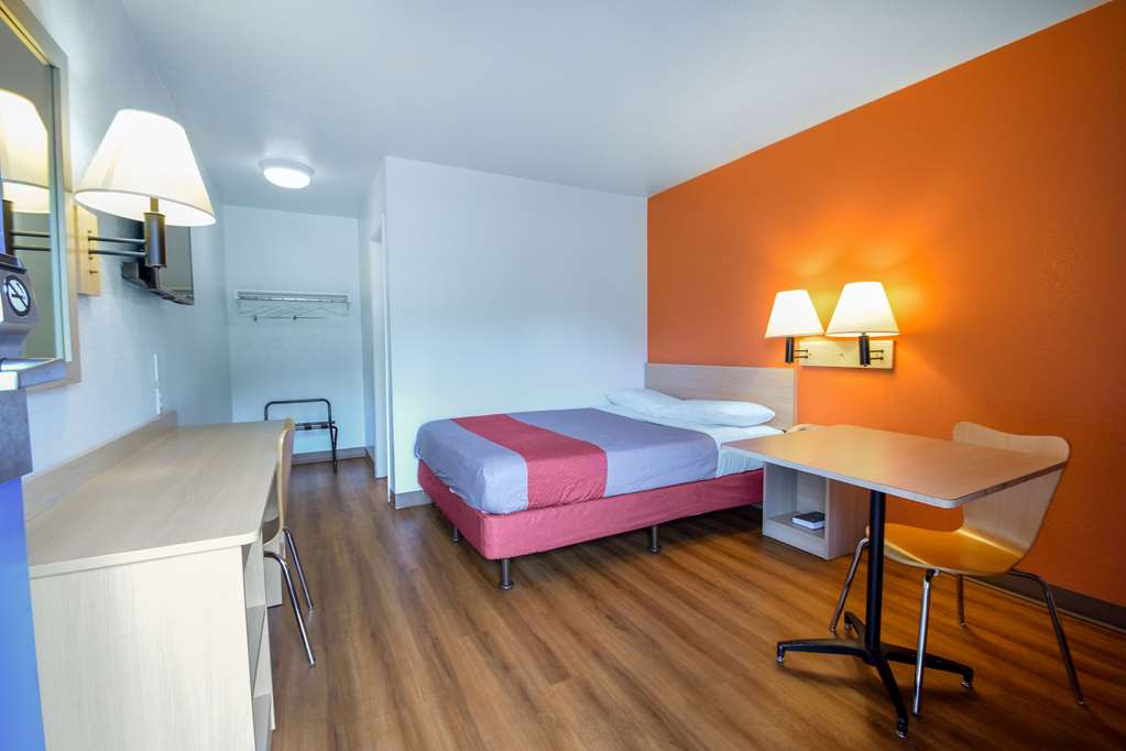 Motel 6 Kelso Mt. St. Helens - photo 6