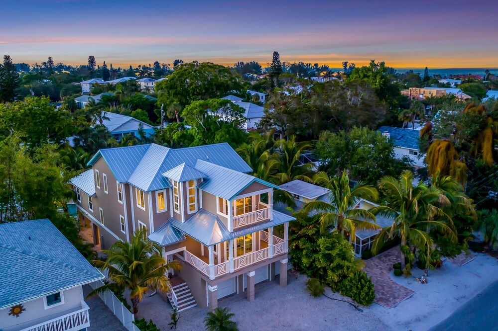 Southern Exposure — 4-Star Luxury Hotel in Anna Maria, United States