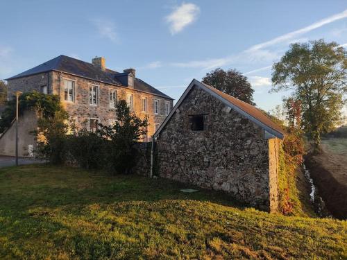 L'institution - carbon neutral hotel in Unknown City