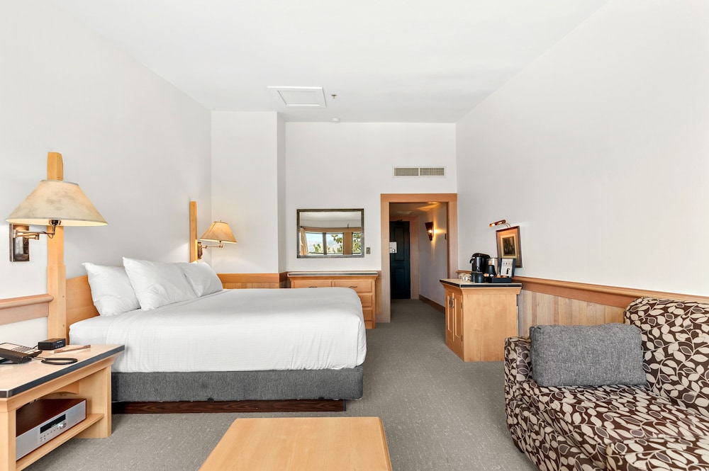 Sun Mountain Lodge - photo 11