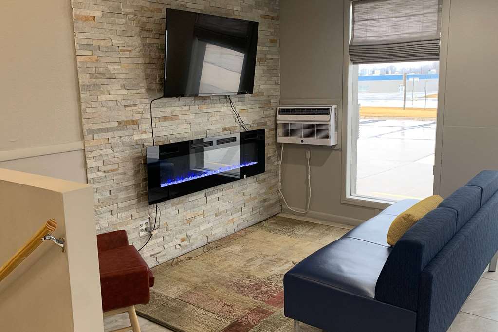 Super 8 By Wyndham Kirksville - photo 4