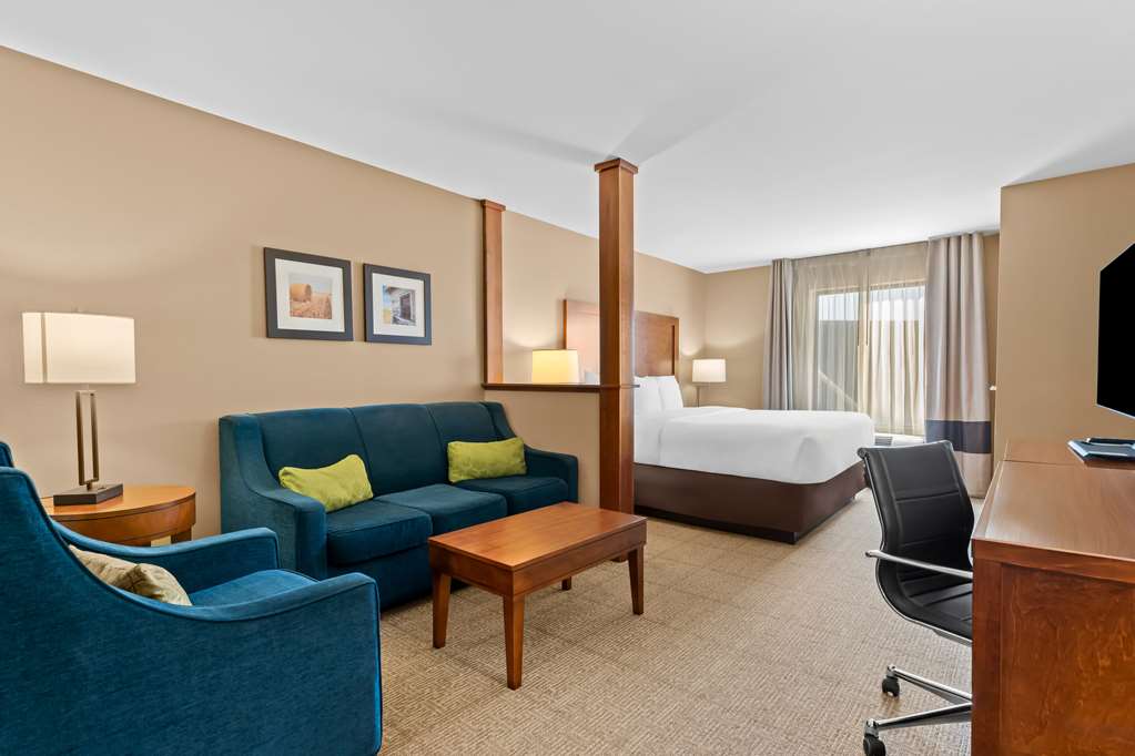 Comfort Inn & Suites Avera Southwest - photo 23