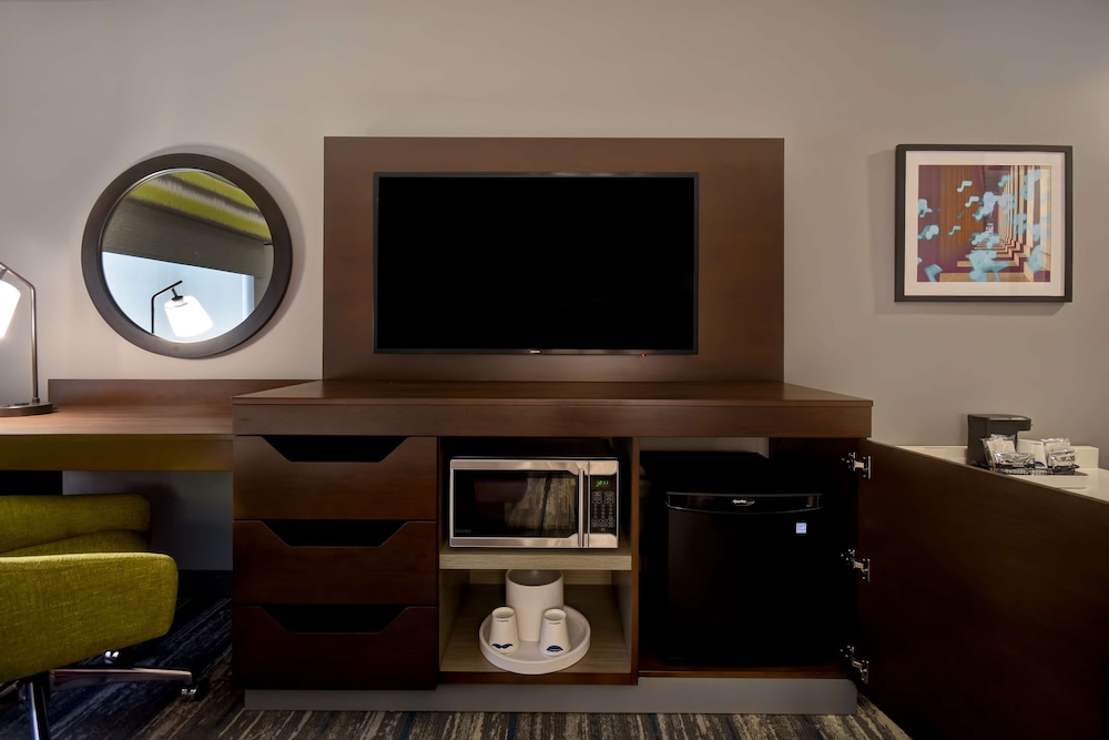 Hampton Inn Pleasant View TN - photo 13