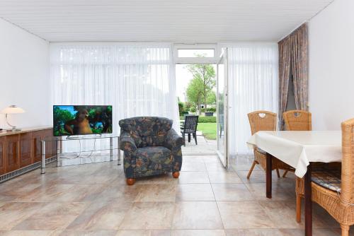 Ferienhaus Nordwind — hotel in Esens