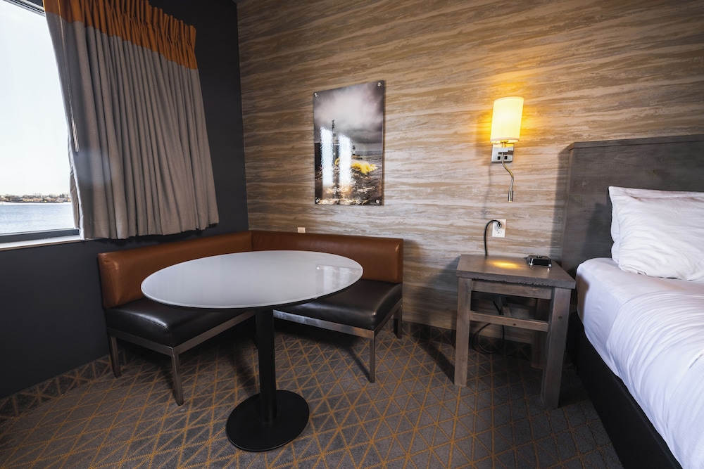 Pier B Resort - photo 6