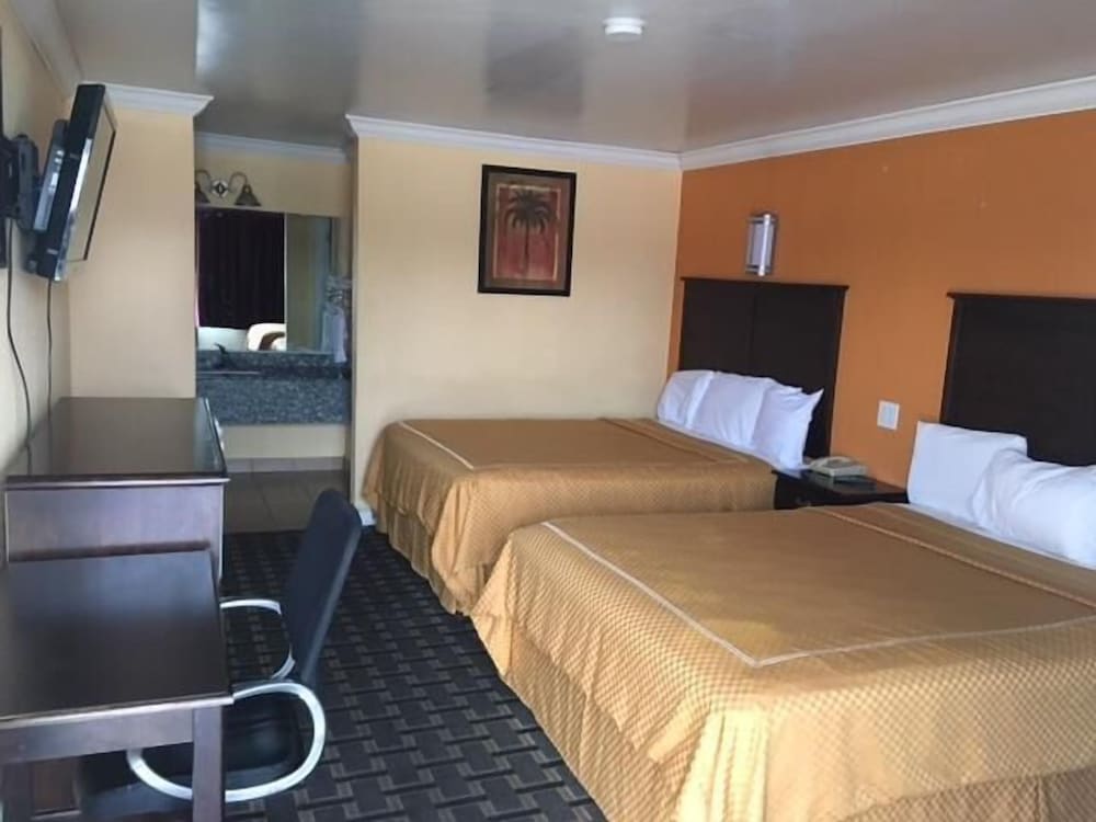 Express Inn West Memphis - photo 12