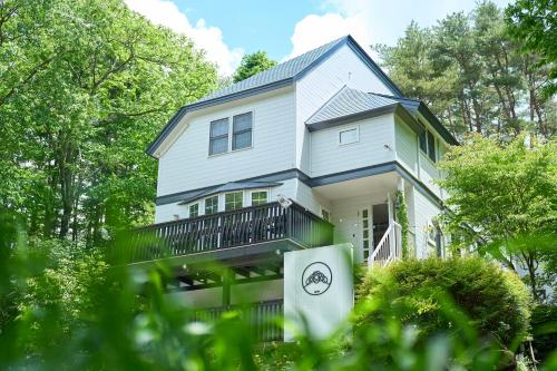 Suite Villa Kiyosato Mori Terrace Miun — 4-Star Luxury Hotel in Hokuto, Japan