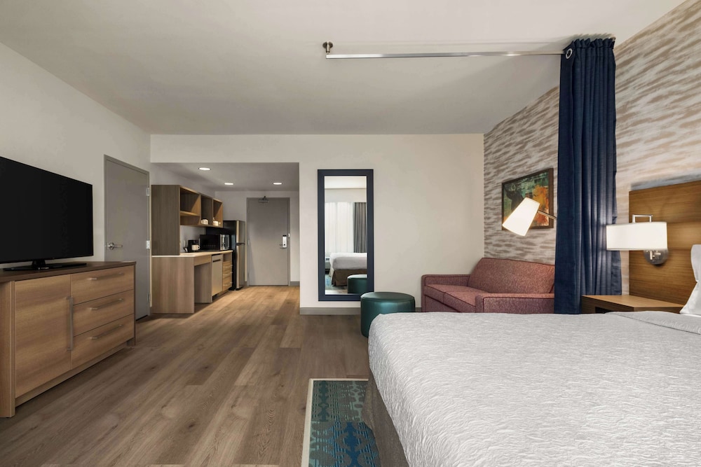 Home2 Suites by Hilton Austin East Side 5th Street - photo 26