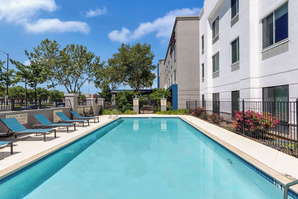 Hampton Inn & Suites Yuba City - photo 18