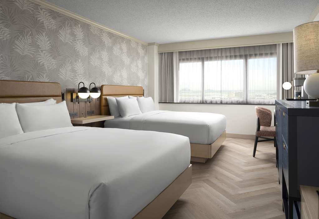 Sonesta Los Angeles Airport LAX - photo 22
