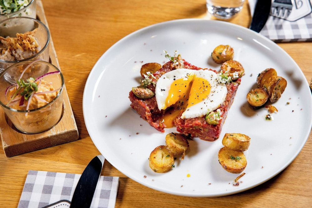 מזון ומשקאות