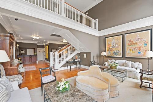 The James Madison Inn - photo 4