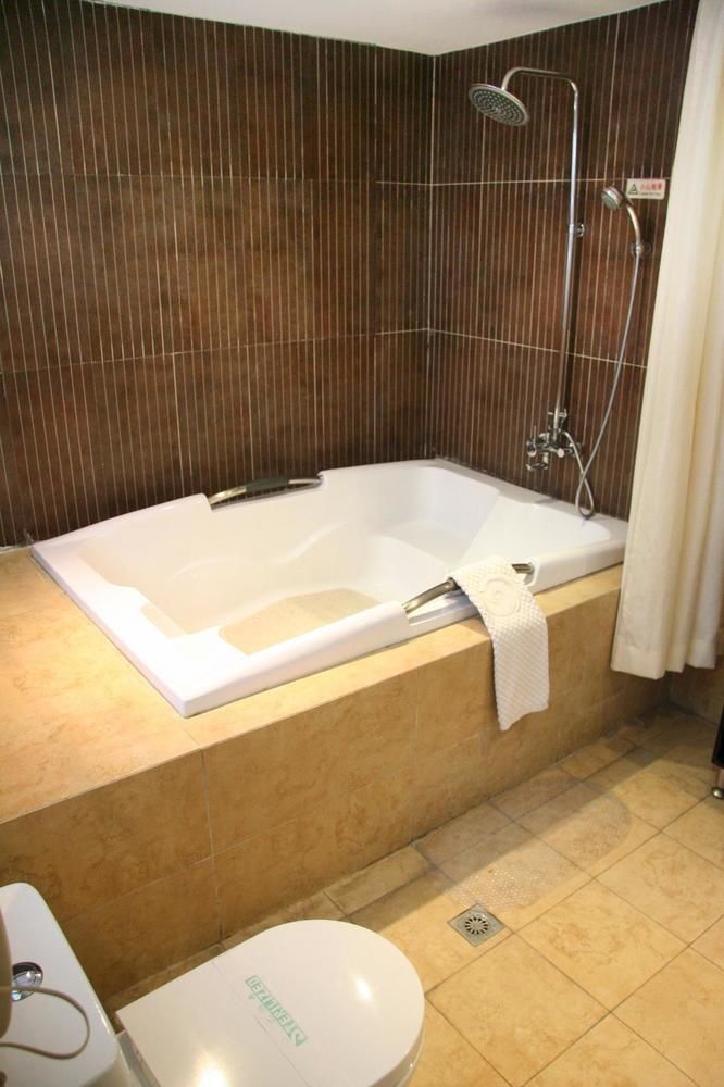 Caesar's Home Hotel - last minute hotel in Chaoyang