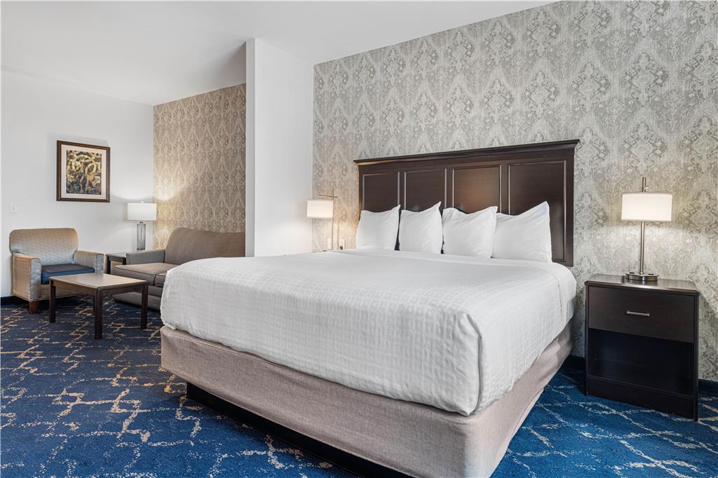 Best Western Plus New Richmond Inn & Suites - photo 30