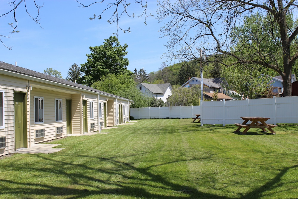 The Canyon Motel - photo 25