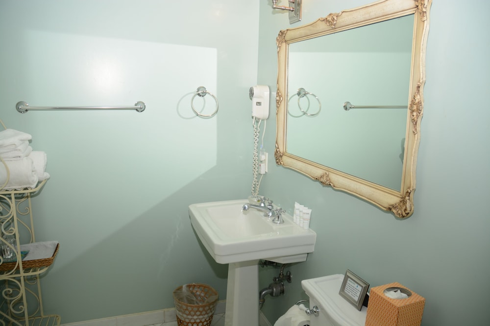 Arroyo Vista Inn - photo 58