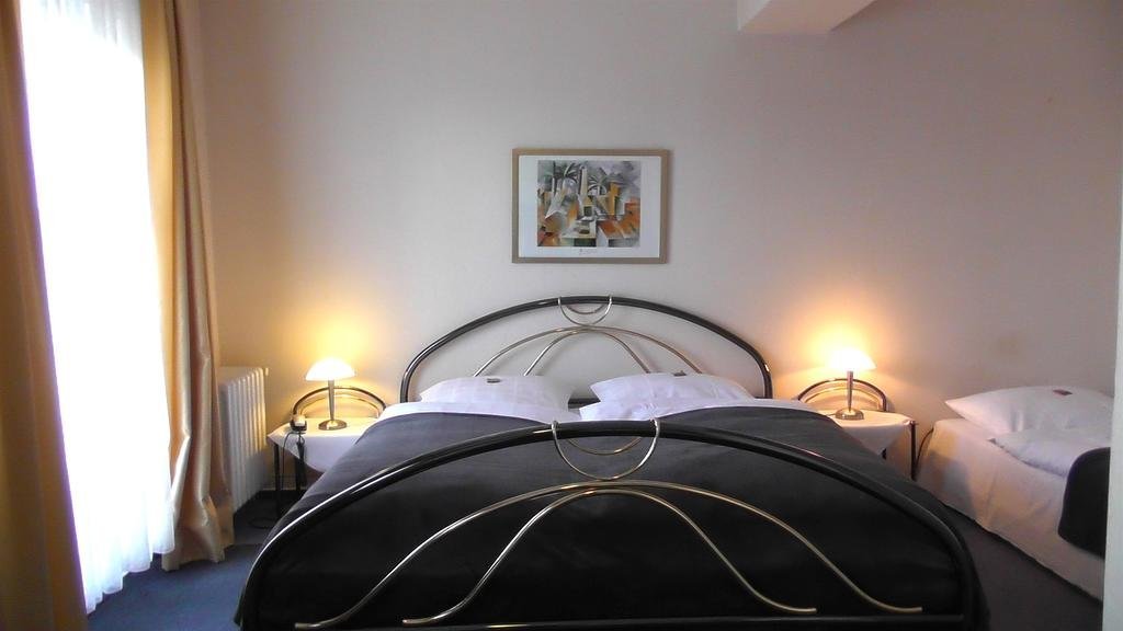 Hotel zur Post Gelsenkirchen — Gelsenkirchen — photo 2