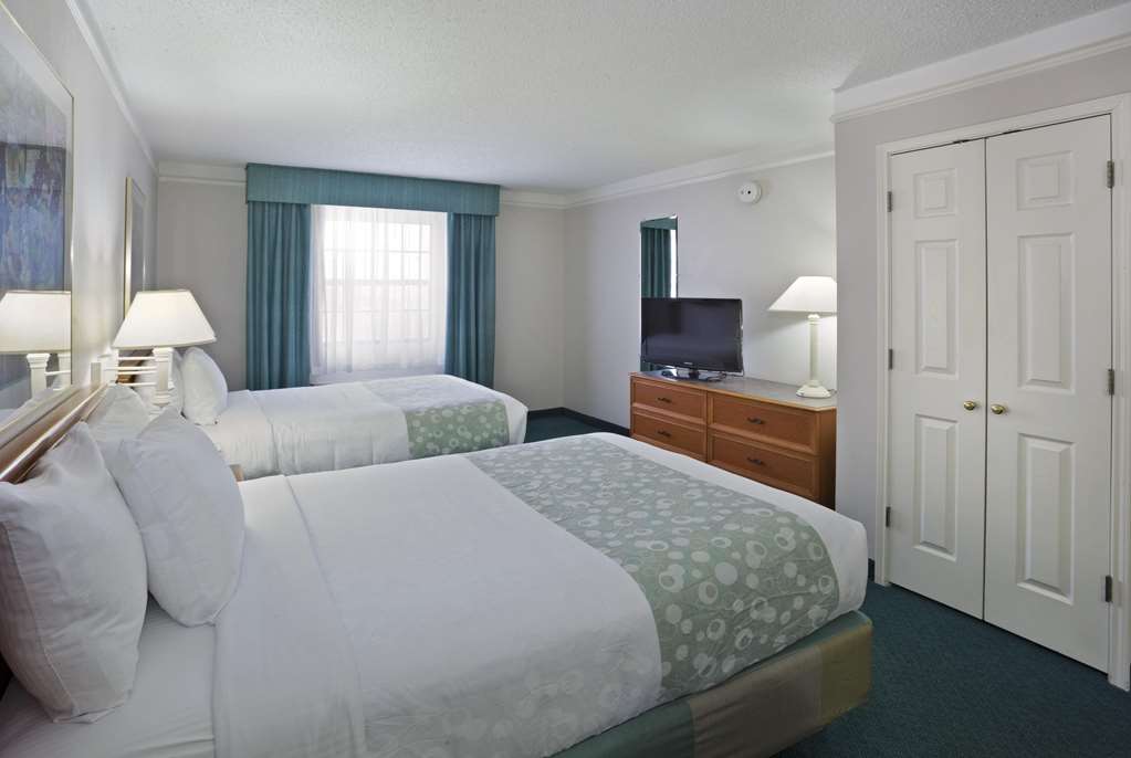 La Quinta Inn by Wyndham Omaha West - photo 11