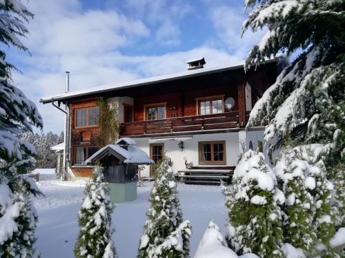 Ferienwohnung zum Gimpei — 4-Star Luxury Hotel in Siegsdorf, Germany