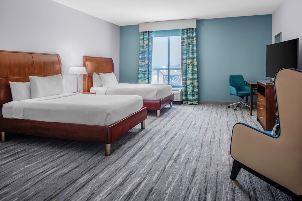 Hilton Garden Inn Charleston Mt. Pleasant - photo 10