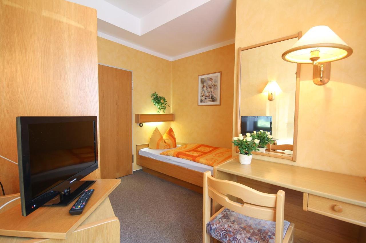 Hotel Und Restaurant Hardys Eck — Auerbach — photo 3