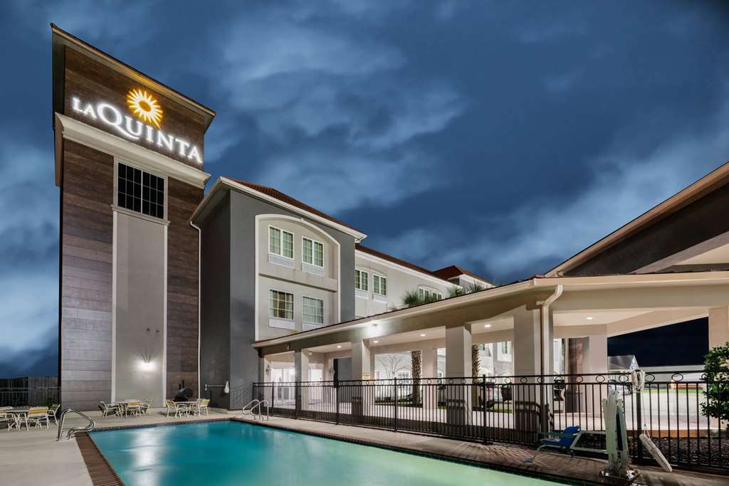 La Quinta Inn & Suites by Wyndham Boutte - photo 8