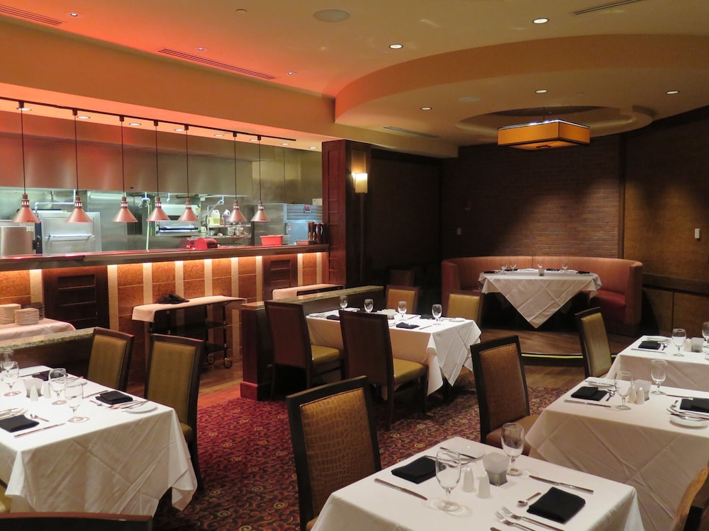 Harrah's Joliet Casino & Hotel A Caesars Rewards Destination - photo 27