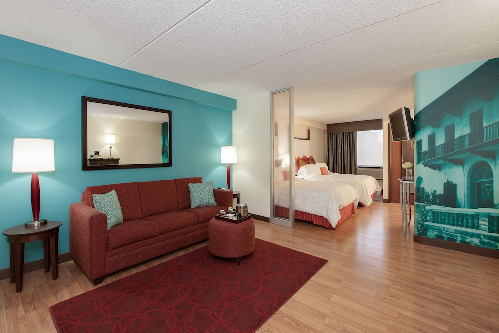 Hotel Indigo Chicago Vernon Hills by IHG - photo 13