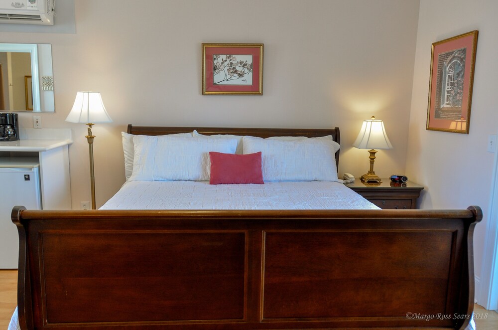 The Sunset Inn - photo 27